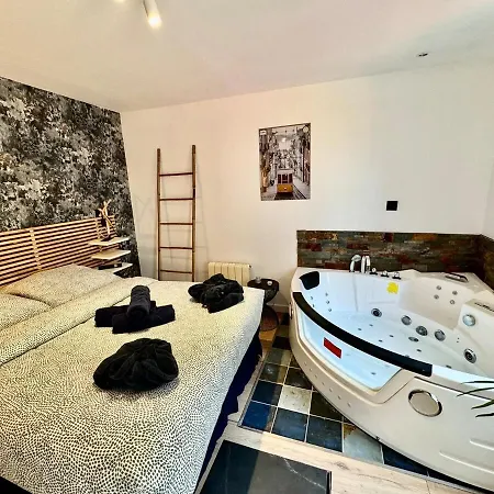 Piscine, Sauna & Balneo Au Coeur De